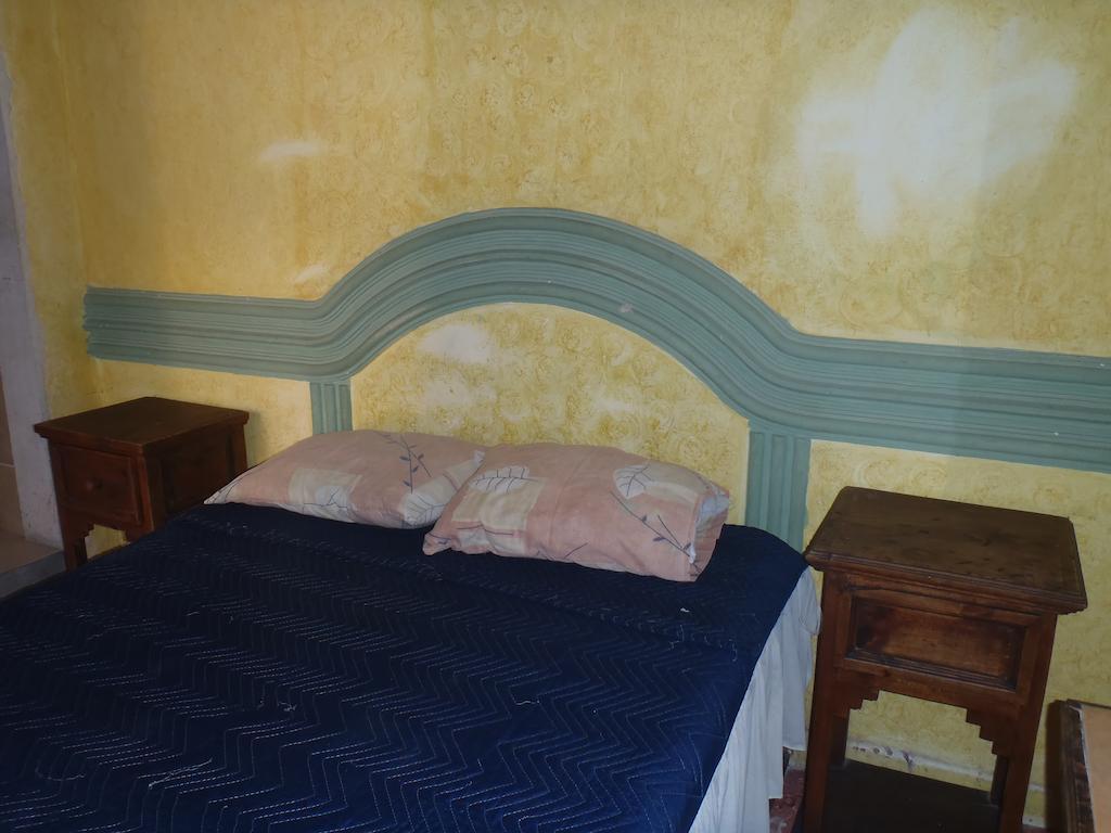 Hotel Casa De Huespedes Hidalgo Tehuacán Zimmer foto